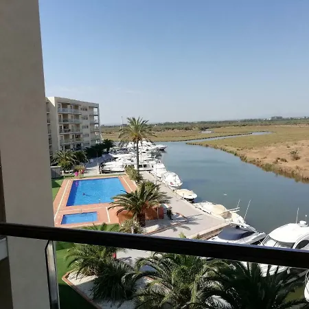 Port Gran Oceanic 2 Росас